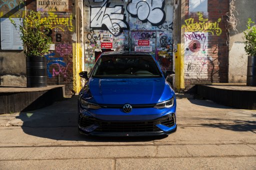 Volkswagen  Golf R